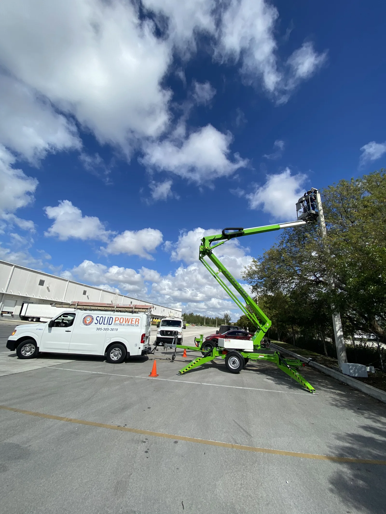 Solid Power Inc. van and boom lift